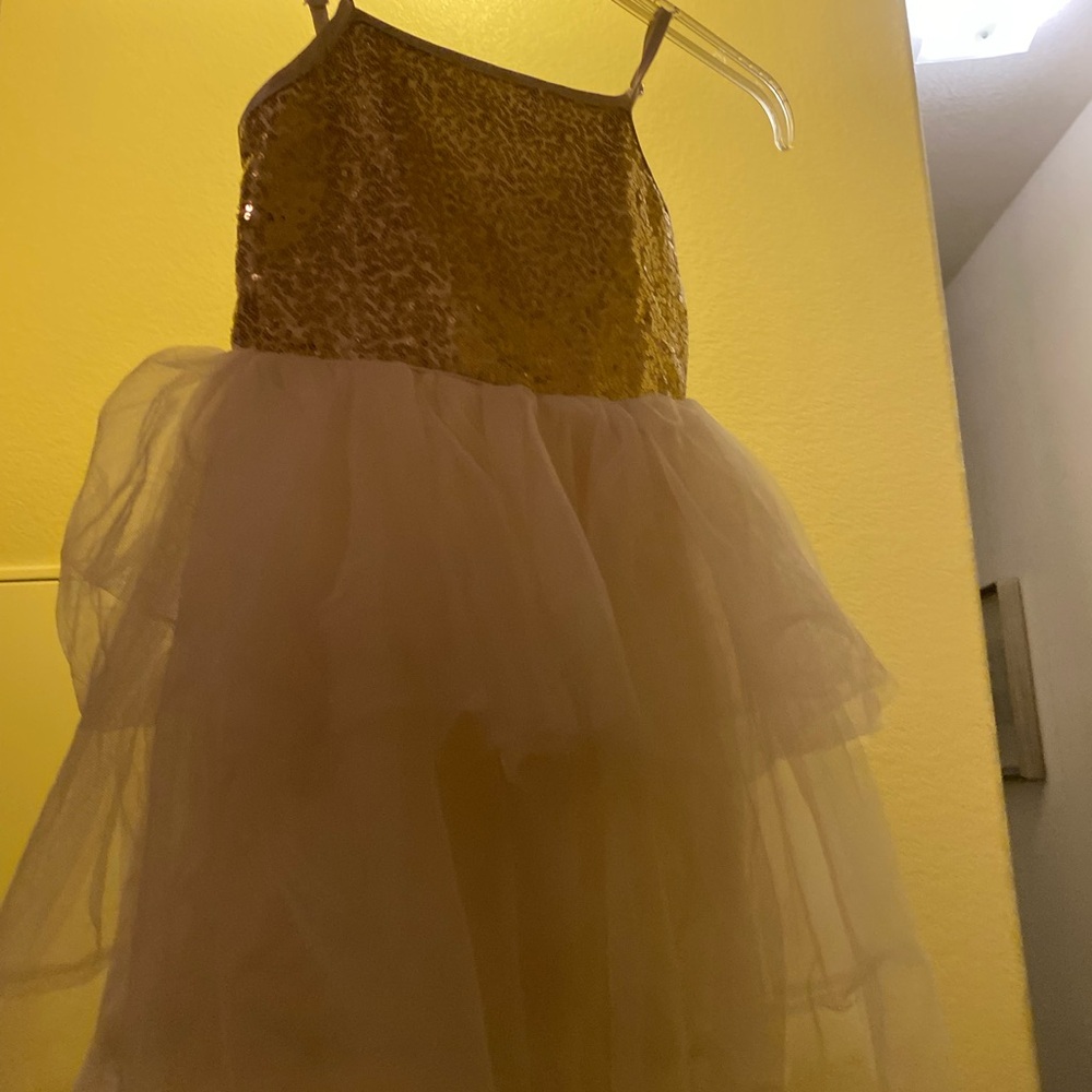 Spring ready!!!Gold and White Kids beautiful Dress